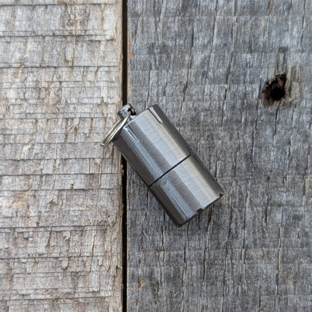 Peanut Lighter (Gray)