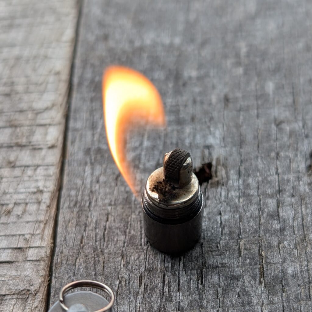 Peanut Lighter (Gray)